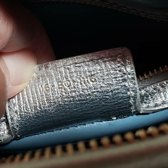 Lady dior cruise limited edition silver bag - Picture 4 of 12